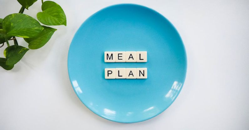 Diet Plan - Blue Ceramic Plate With Meal Plan Blocks